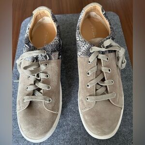 Tahari Taupe and Snake Print Women’s Sneakers size 9
